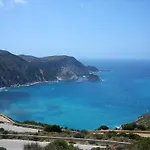 Elegant And Serene Angeliki Vila *