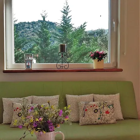 Elegant And Serene Angeliki * Fokata