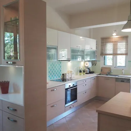 Elegant And Serene Angeliki *